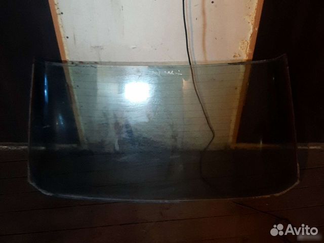 Стекло заднее Mercedes Benz w201