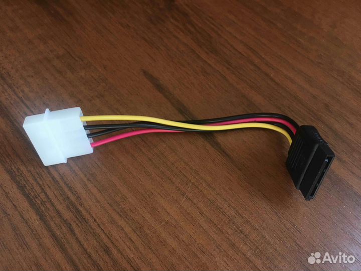 Переходник Telecom Molex - SATA