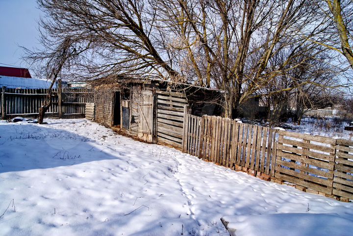 Дом 20 м² на участке 25 сот.