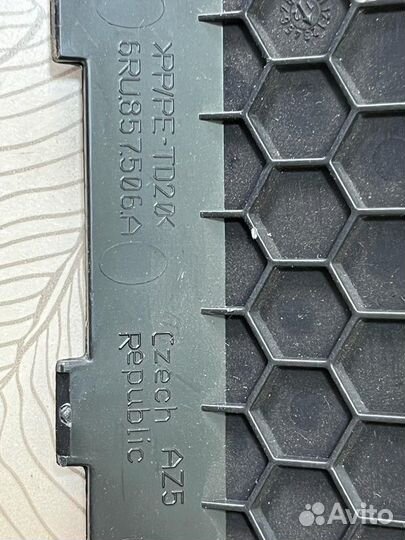 Крышка блока предохранителей Volkswagen Polo седан