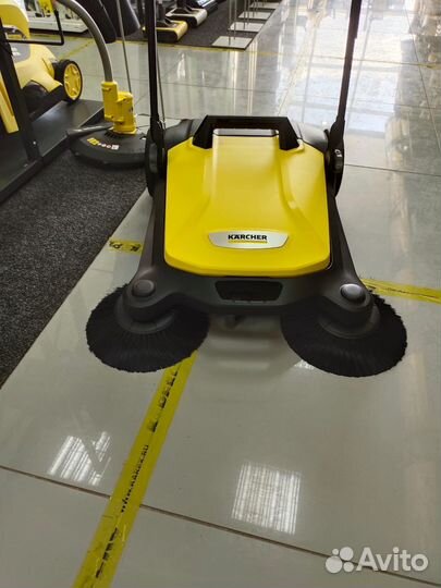 Ручная подметальная машина karcher S 4 twin