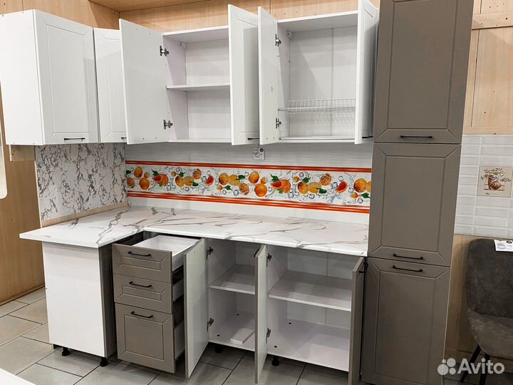 Кухня угловая