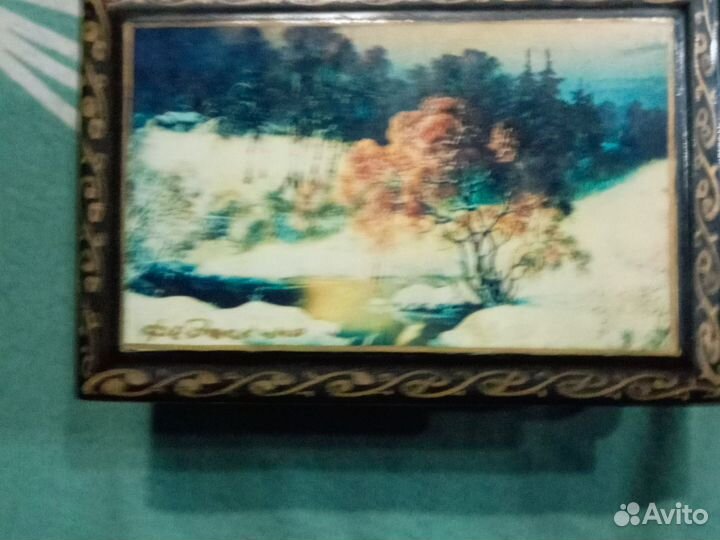 Шкатулка для ювелирных украшений