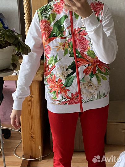 Костюм спортивный