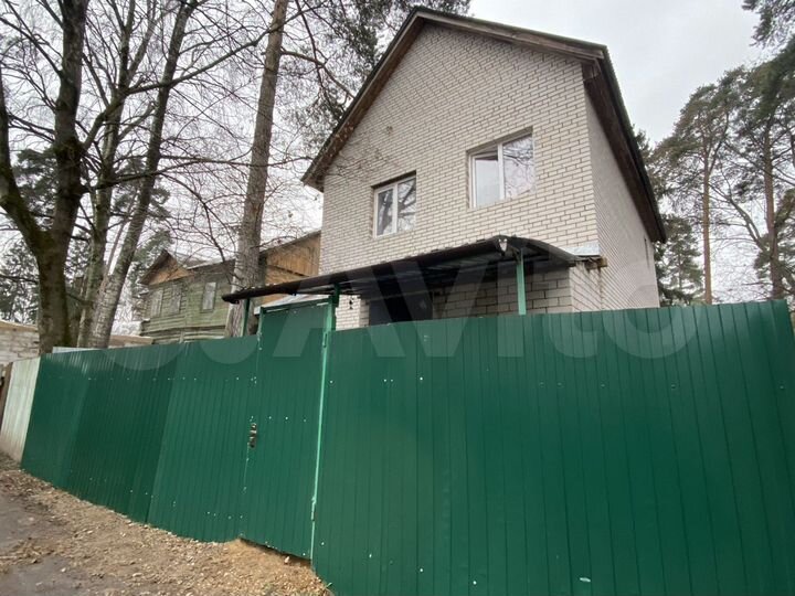 Дом 100,5 м² на участке 3 сот.