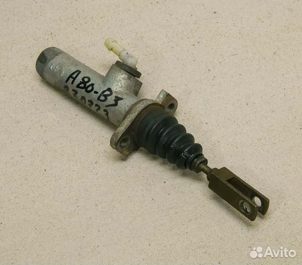 Цилиндр сцепления главный Audi 80 B3 1.8