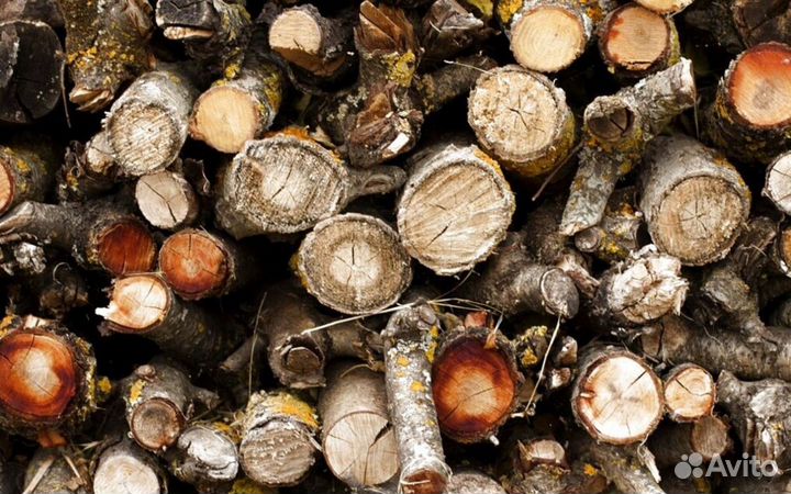 Дрова рядом