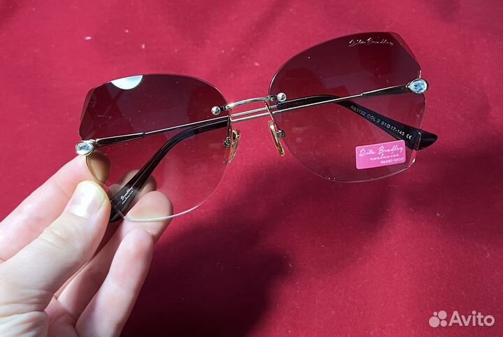 Новые солнцезащитные очки женские