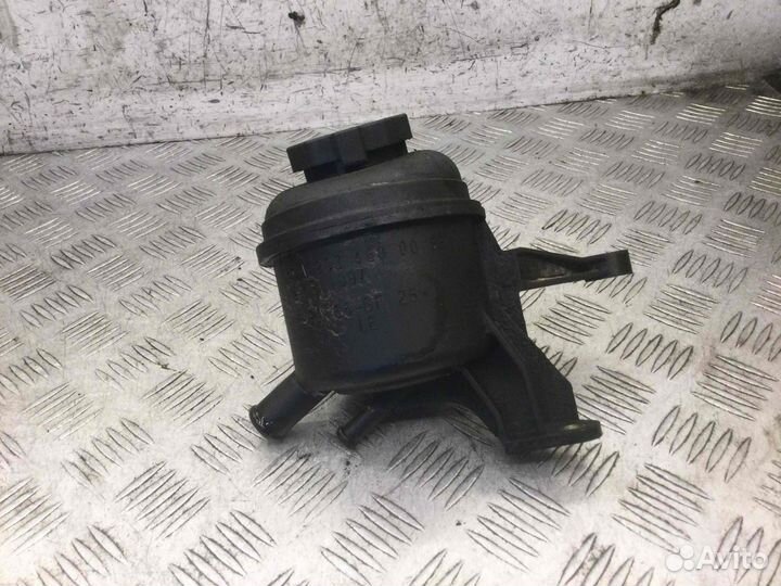 Бачок гидроусилителя Mercedes C-klasse a2034600083