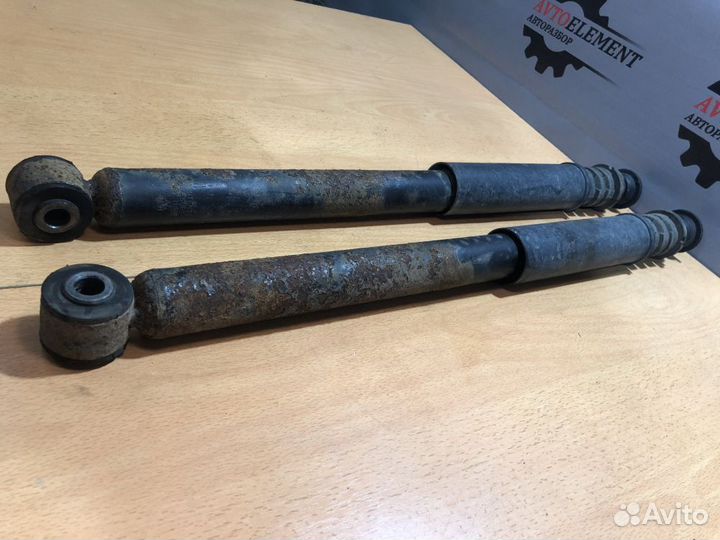 Амортизаторы задние к-кт Nissan Note E11 (2005—200