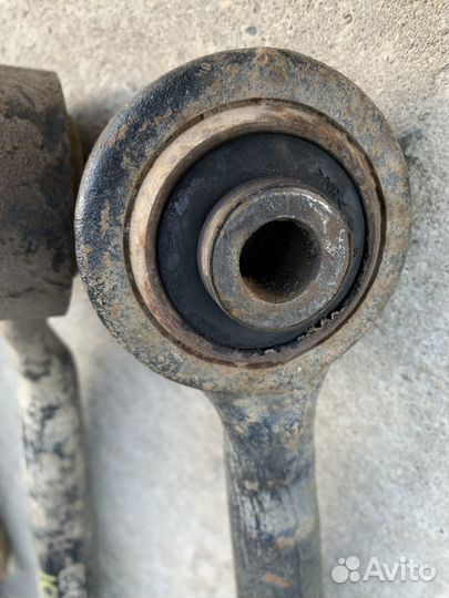 Рычаг подвески Audi 100 c4