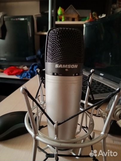 Студийный микрофон Samson