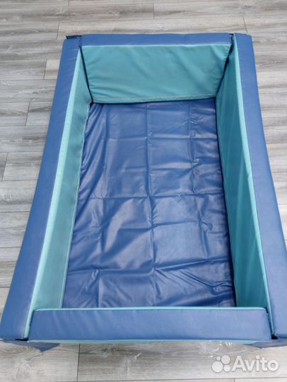 Сухой бассейн с шариками