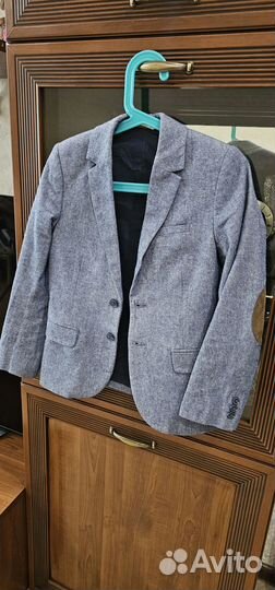 Пиджак для мальчика 128 см H&M
