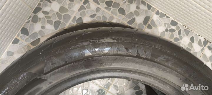 Yokohama Advan Fleva V701 205/55 R16