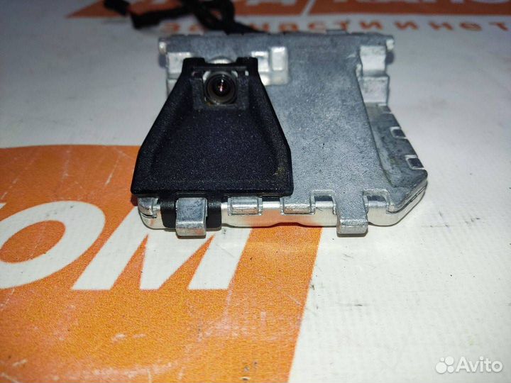 Камера передняя Mercedes-Benz C-Класс W204 2012