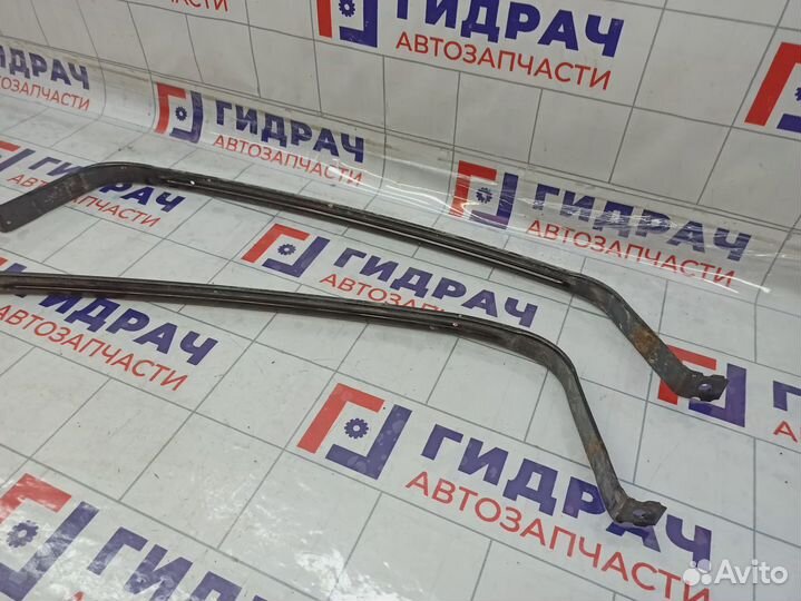 Лента крепления бензобака Volkswagen Caddy (2k)