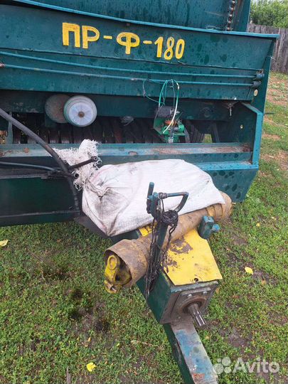 Пресс-подборщик БобруйскАгромаш ПР-Ф-180, 2000