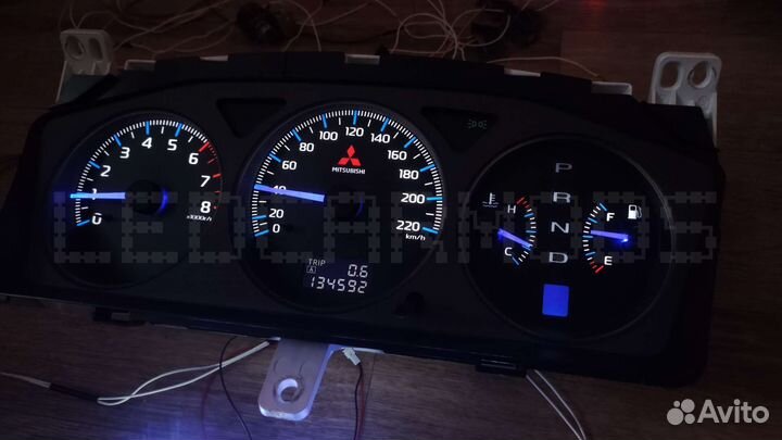 Щиток приборов Mitsubishi Lancer 9 AT