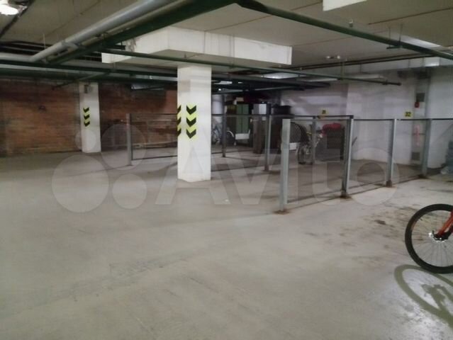 Машиноместо, 17 м²