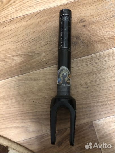 Вилка для трюкавого самоката