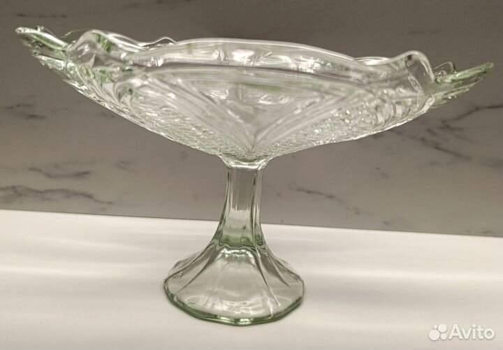 Ваза на ножке СССР (целая)