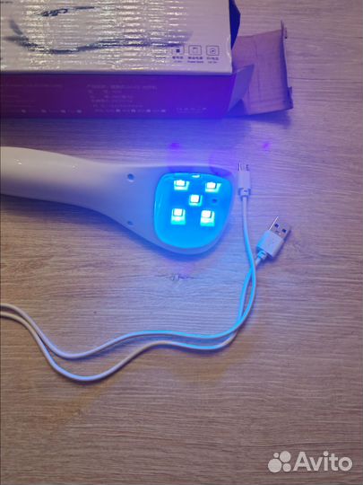 Портативная уф лампа для ногтей