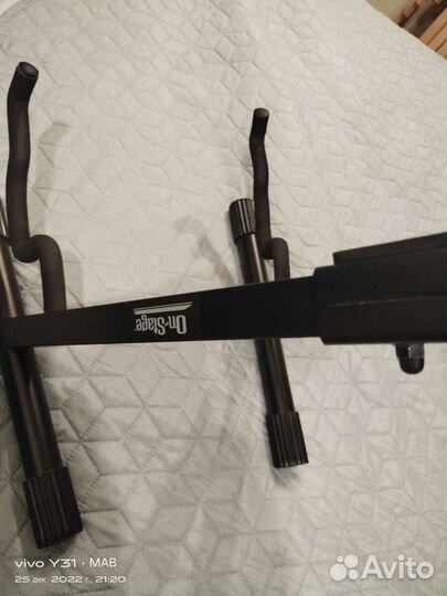 On-Stage гитарная стойка