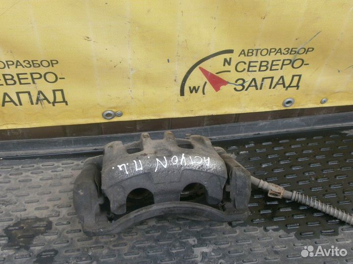 SsangYong Actyon Суппорт передний левый 2013 год