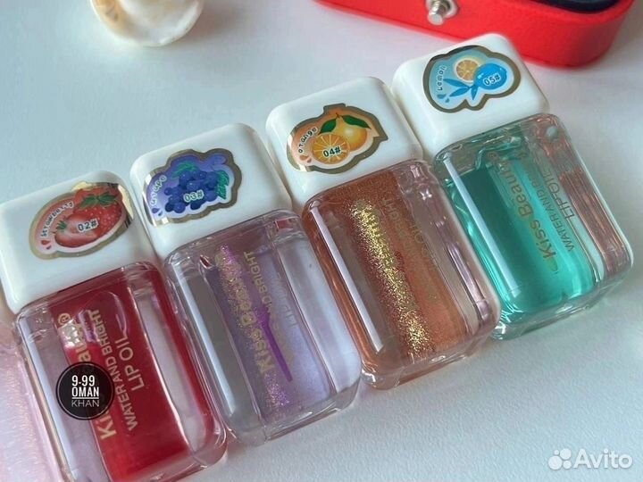 Карандаши для губ, блески для губ