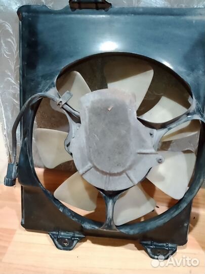 Диффузоры радиатора охлаждения Toyota ipsum