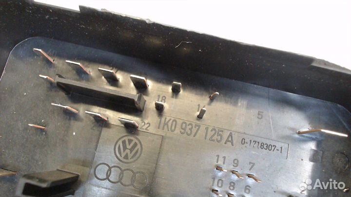 Блок предохранителей Volkswagen Tiguan, 2008