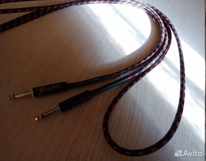 Электрогитара