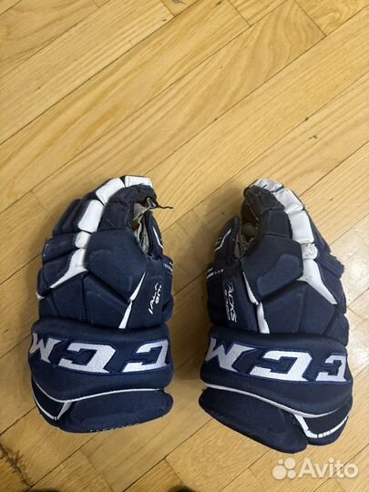 Краги хоккейные