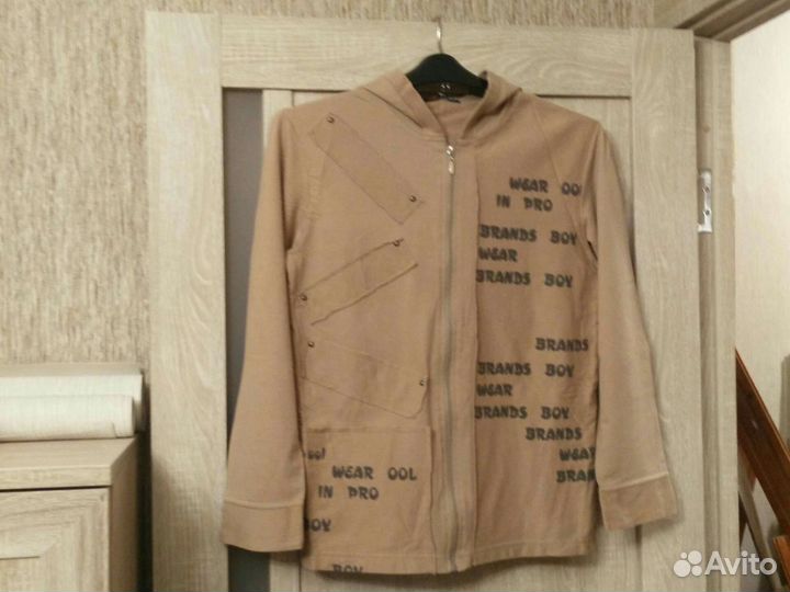 Кофта с капюшоном, подростковая, б/у, размер 46-48