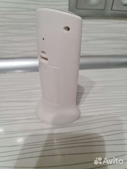 Метеостанция / часы с термометном и календарем