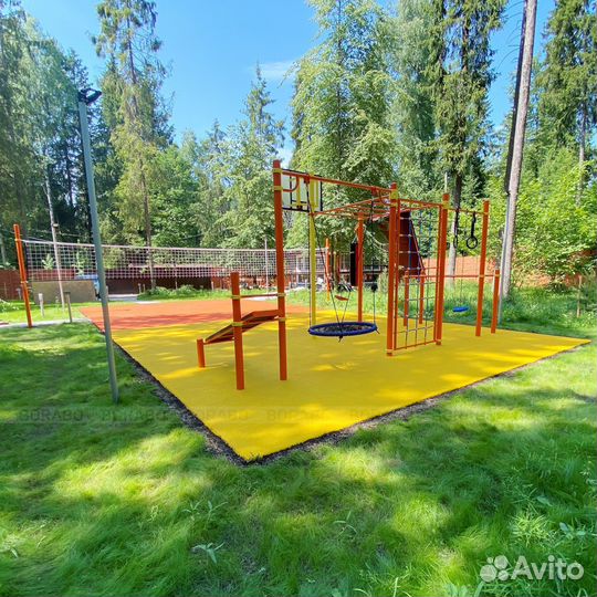 Спортивный уличный комплекс