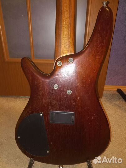 Бас-гитара Ibanez SR505