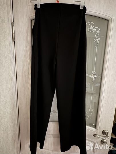 Брюки черные