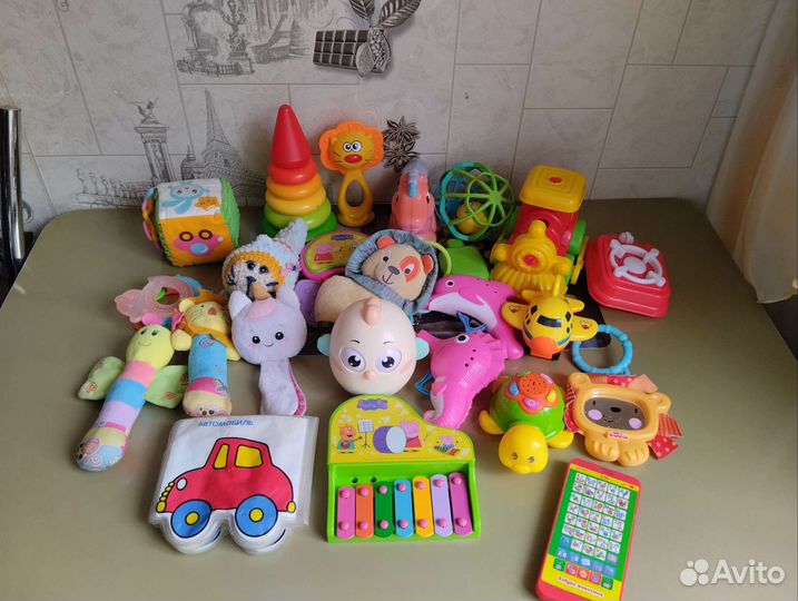 Развивающие игрушки для новорожденных пакетом