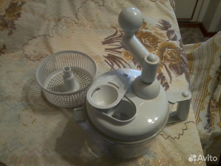 Кухонный комбайн ручной