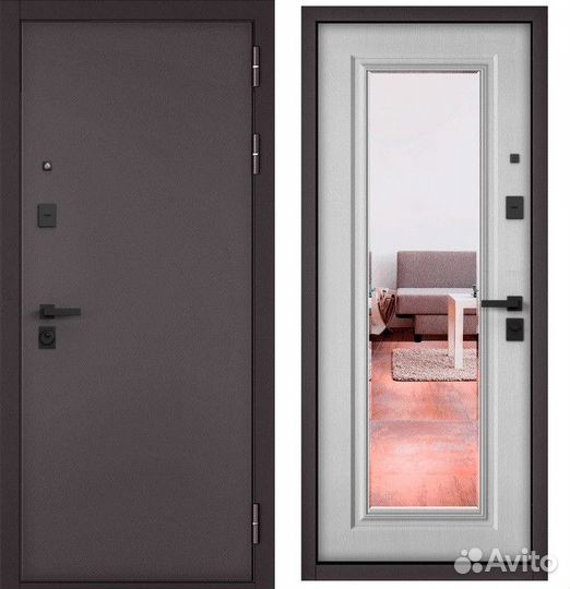 Дверь входная с зеркалом