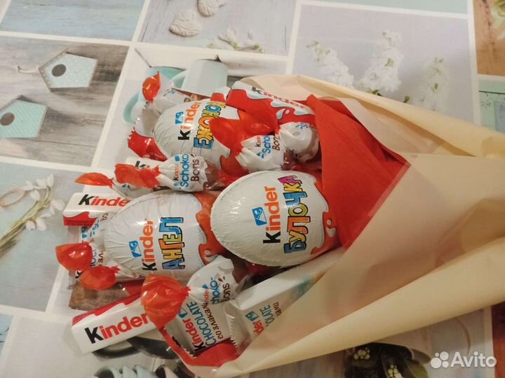 Букет из киндеров, подарок