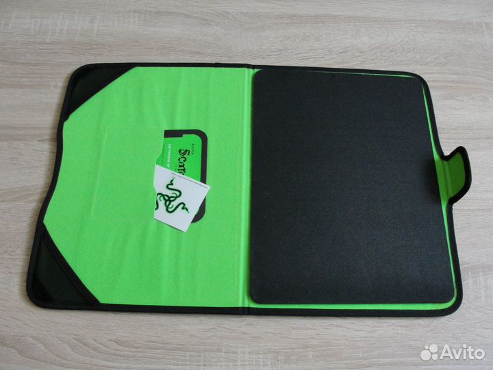 Игровой коврик Razer