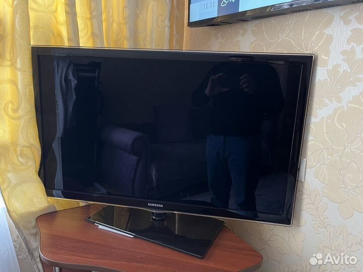 Телевизор samsung