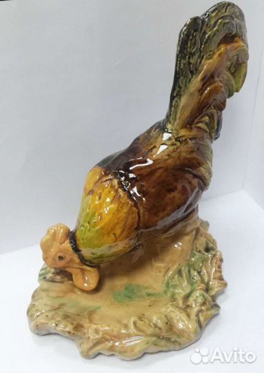 Петух во дворе, обливная керамика, старая Гжель