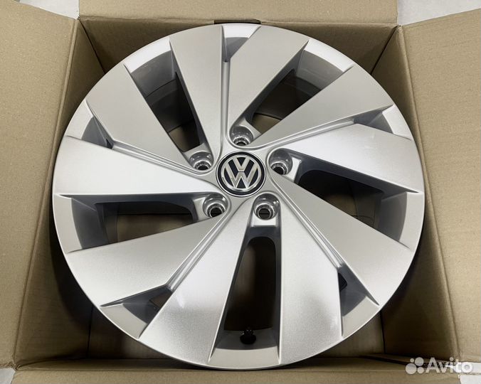 Новые «Belmont» R17 Volkswagen Golf 8, 7 R17