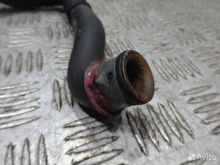 Шланг системы охлаждения Мерседес 204 207 212