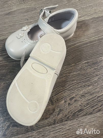 Туфли для девочки