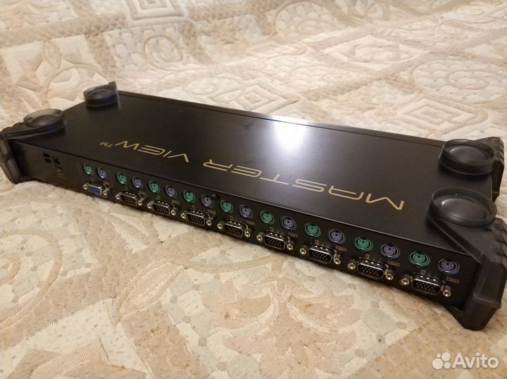 KVM переключатель aten CS9138